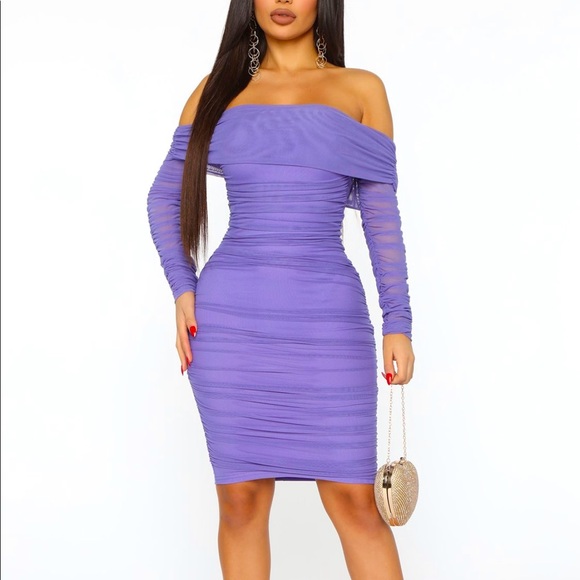❤️SOLD❤️Fashion Nova Ready in a ruched off shoulder midi dress 💜💜 - Picture 1 of 8